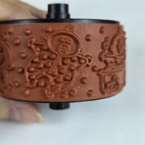 Stampin Around Rollagraph Handle and 10 Assorted Stamps to Fit - Picture 4 of 16